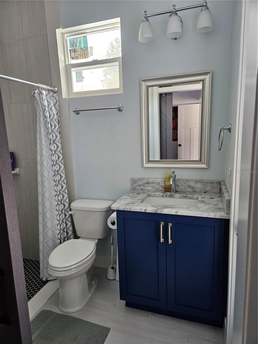 BLUE SPGS PARK - Residential