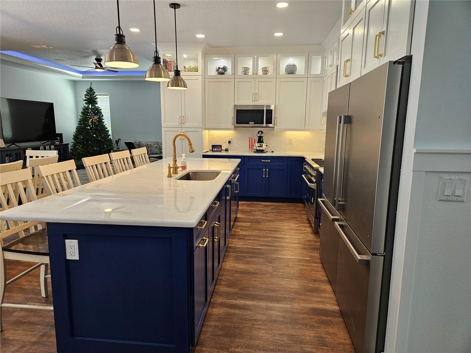 BLUE SPGS PARK - Residential
