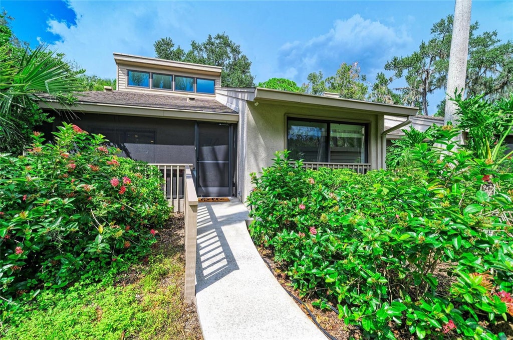 Photo of 2403 Arboretum Circle #29, Sarasota, FL 34232 (MLS # A4709113)