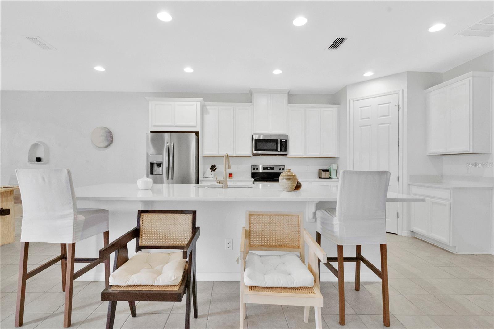 LAKEVIEW PRESERVE - Residential