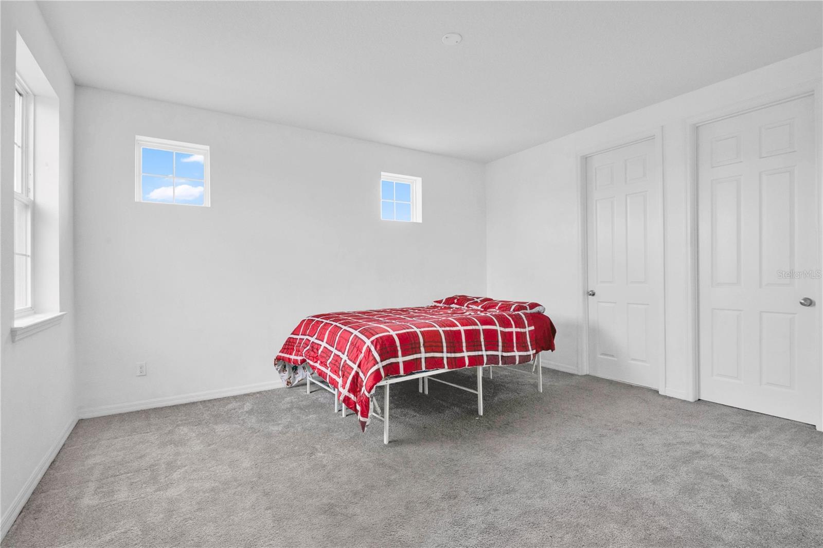 LAKEVIEW PRESERVE - Residential