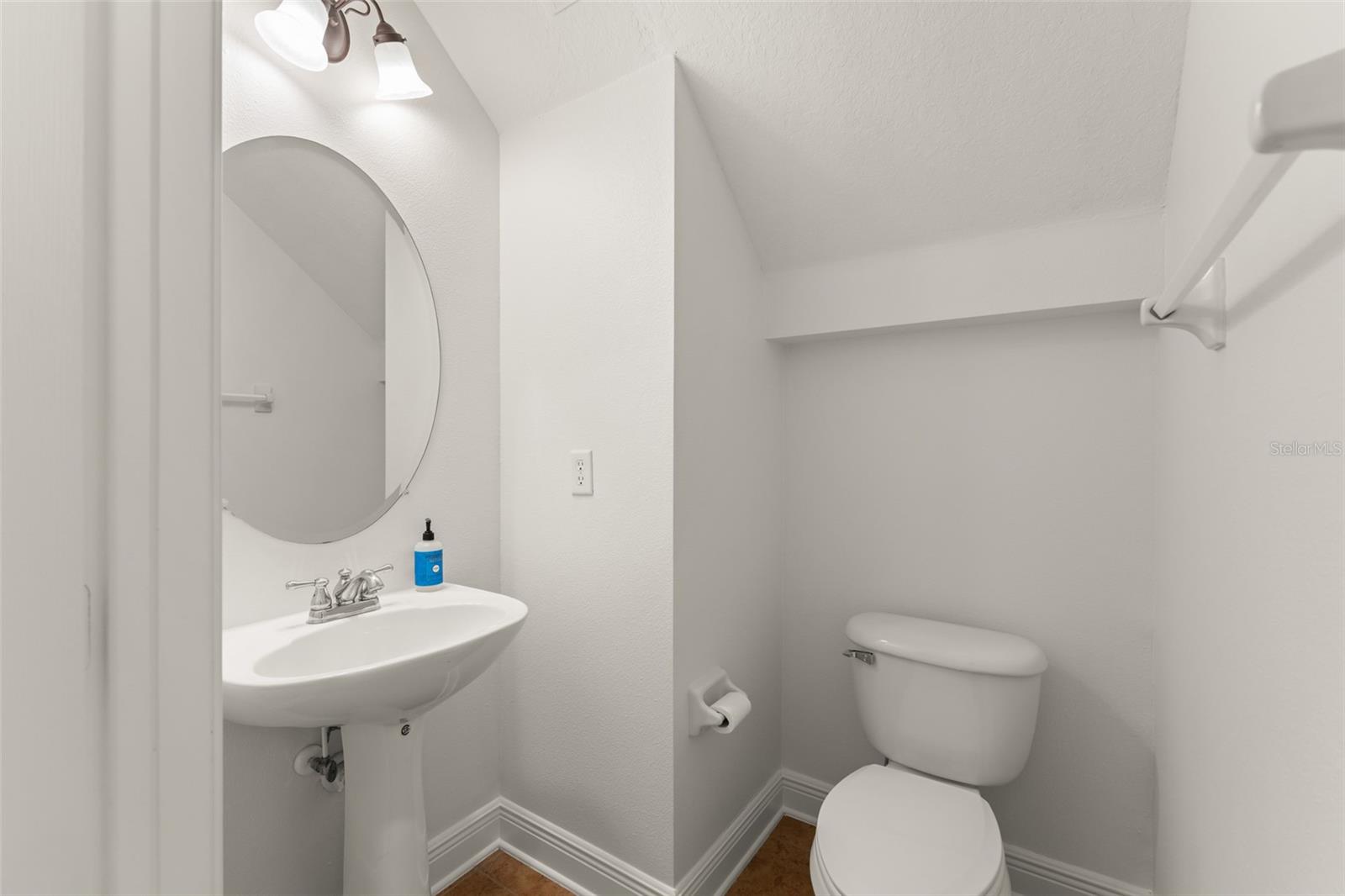 ENCLAVE/BERKSHIRE PARK B G H I - Residential Lease