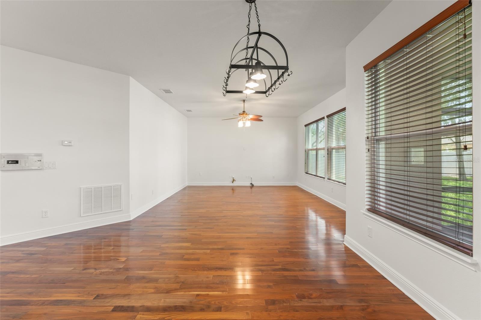 ENCLAVE/BERKSHIRE PARK B G H I - Residential Lease