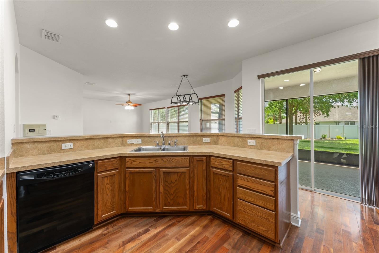 ENCLAVE/BERKSHIRE PARK B G H I - Residential Lease