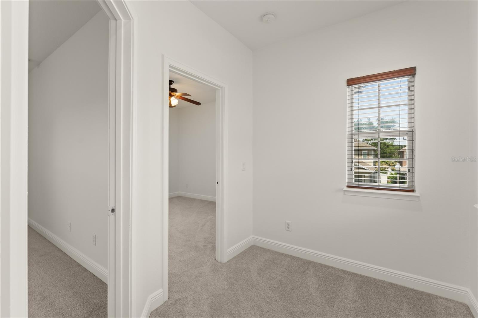 ENCLAVE/BERKSHIRE PARK B G H I - Residential Lease