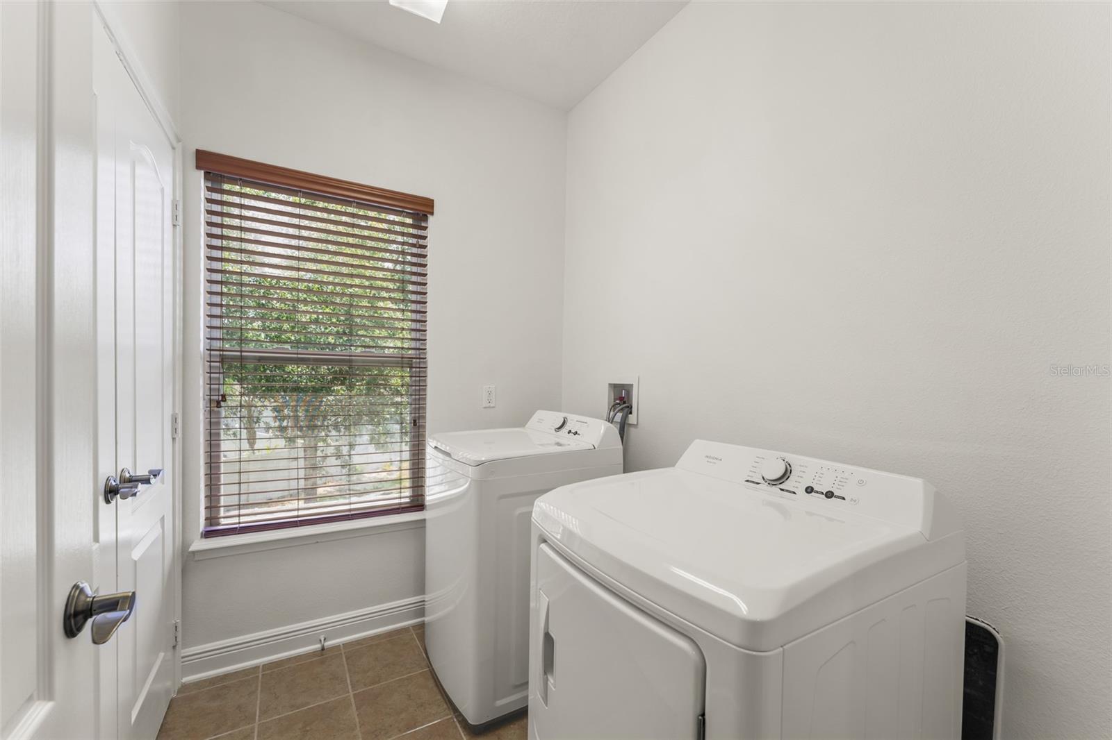 ENCLAVE/BERKSHIRE PARK B G H I - Residential Lease