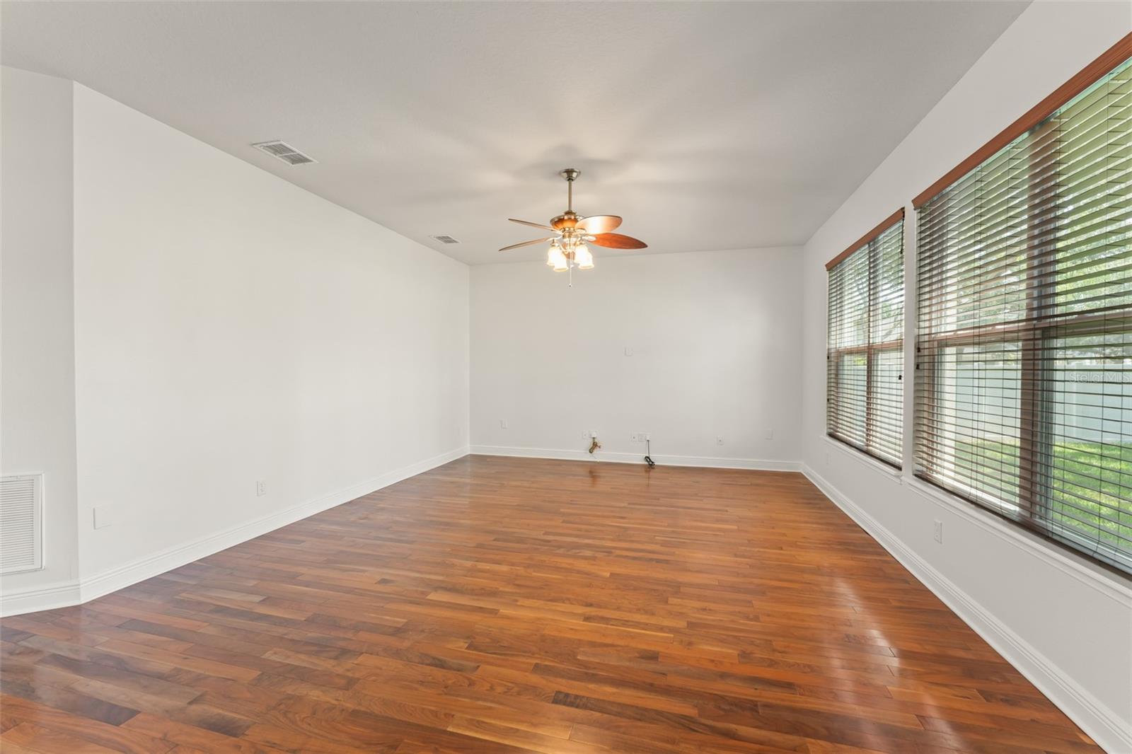 ENCLAVE/BERKSHIRE PARK B G H I - Residential Lease