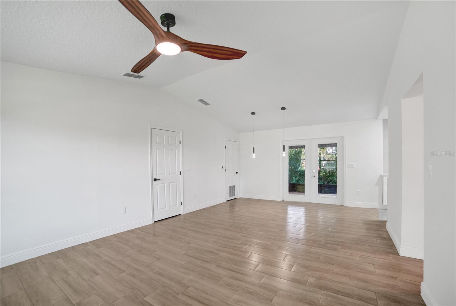 PORT ST JOHN UNIT 03 - Residential