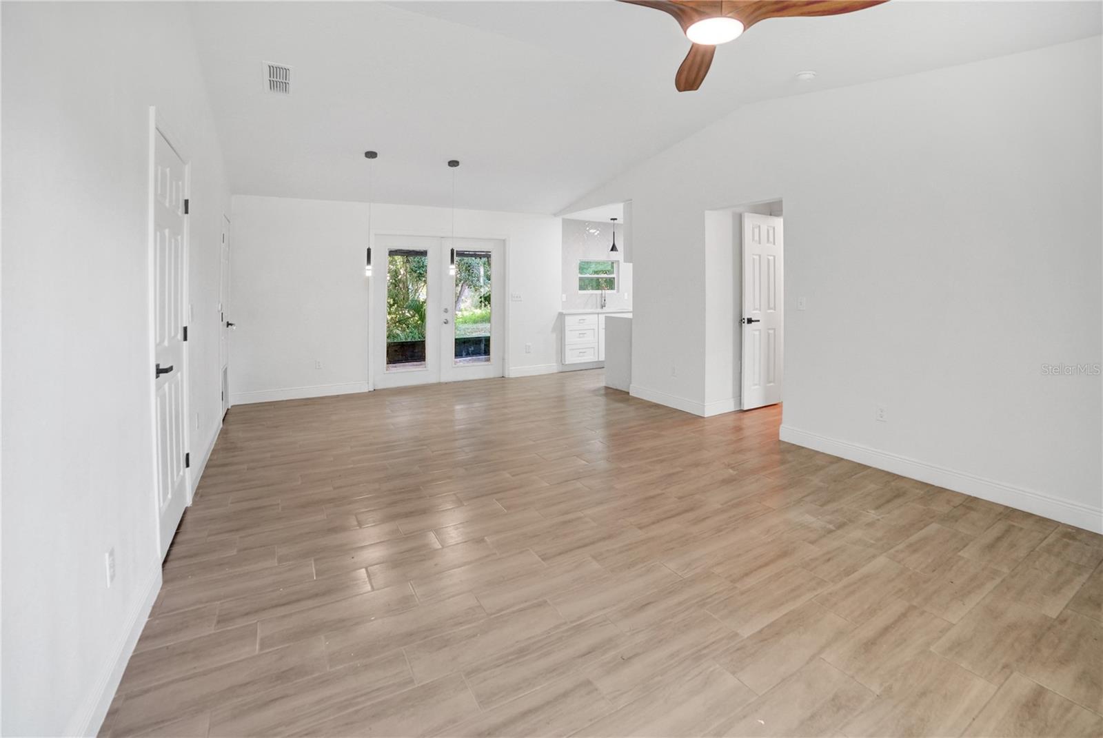 PORT ST JOHN UNIT 03 - Residential