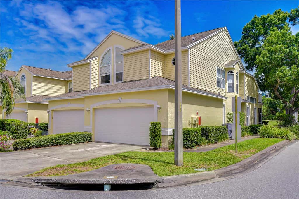 Photo of 1050 Starkey Road #2105, Largo, FL 33771 (MLS # TB8521991)