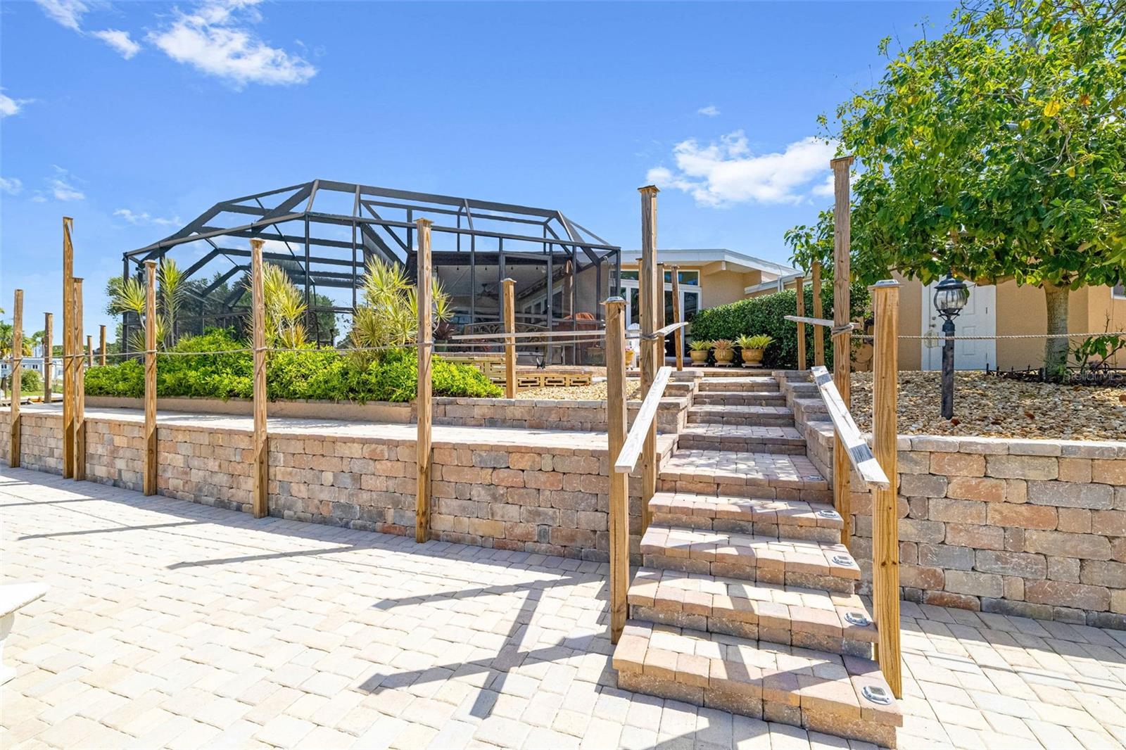 302 BRYN MAWR ISLAND