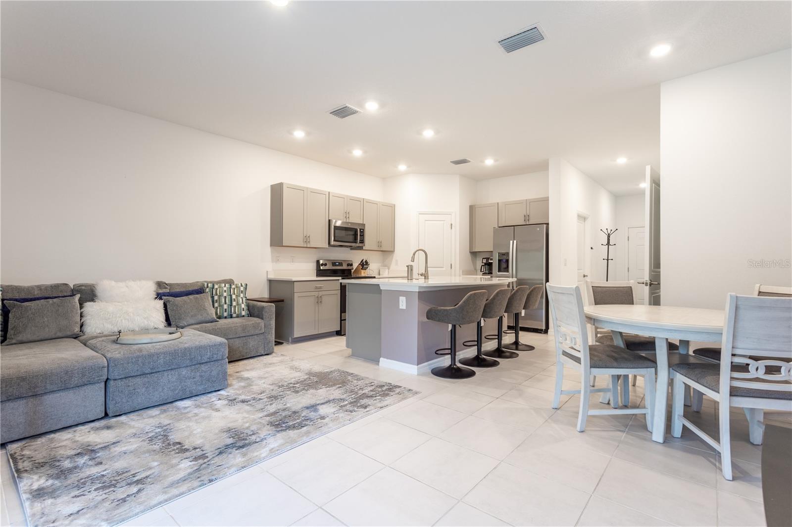 SKYE RANCH NBRHD 2 TWNHMS - Residential