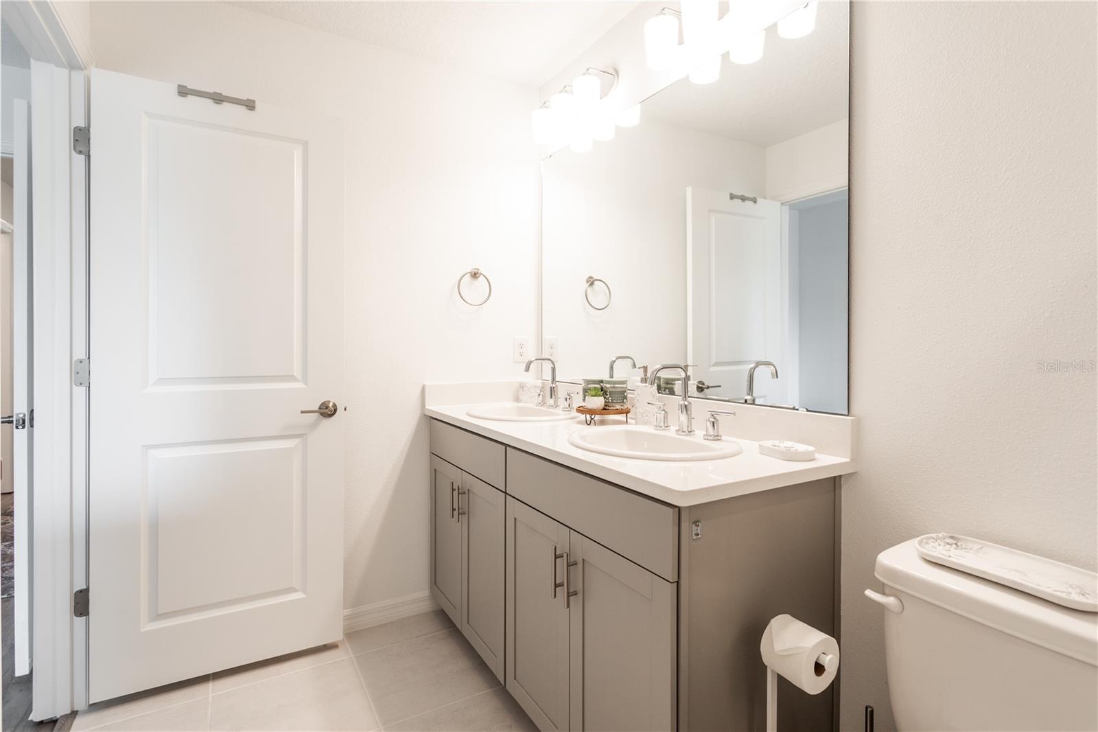 SKYE RANCH NBRHD 2 TWNHMS - Residential