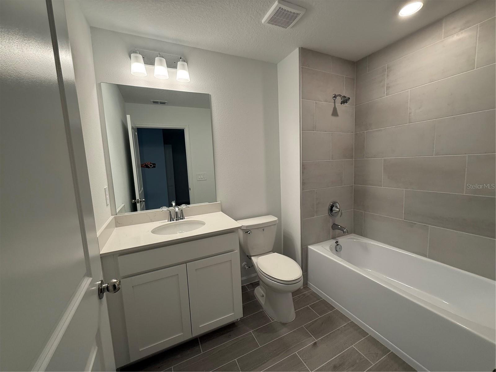 OAK HAMMOCK PRESERVE - Residential Lease