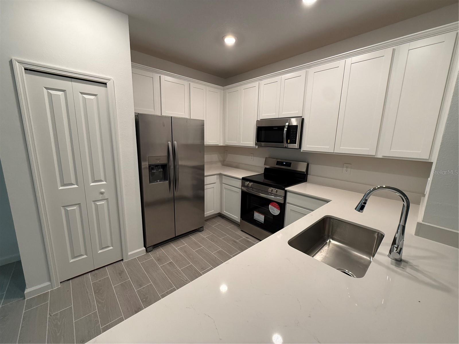 OAK HAMMOCK PRESERVE - Residential Lease