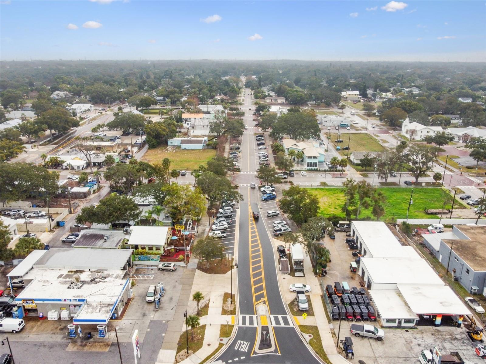 FOREST HILLS - Residential Lease