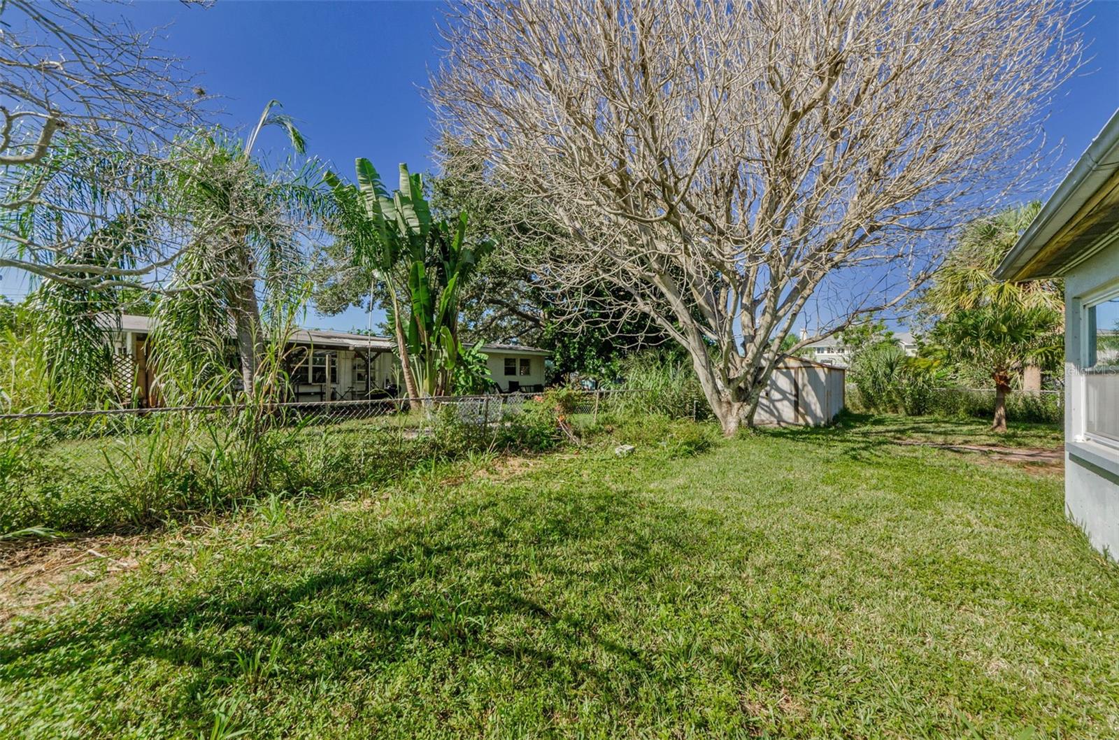 HARBOR VIEW VILLAS - Residential