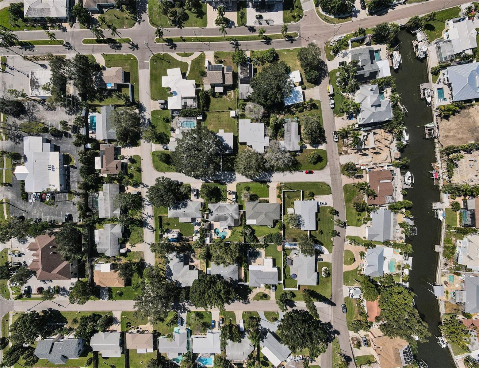 HARBOR VIEW VILLAS - Residential