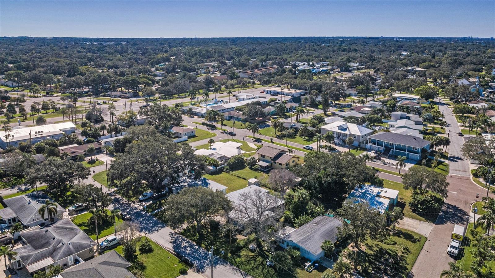 HARBOR VIEW VILLAS - Residential