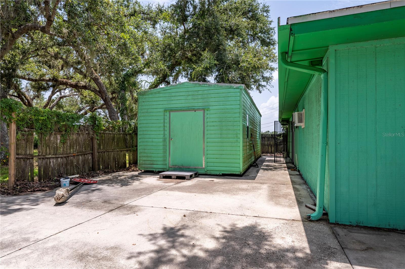 ZZZ - Commercial Sale