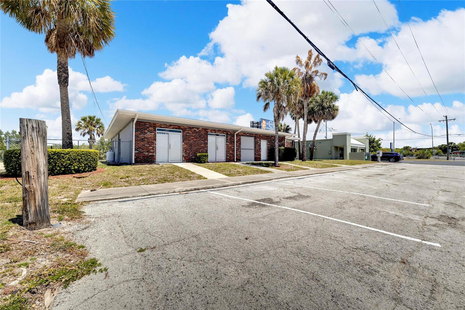 111 FLAMINGO DRIVE