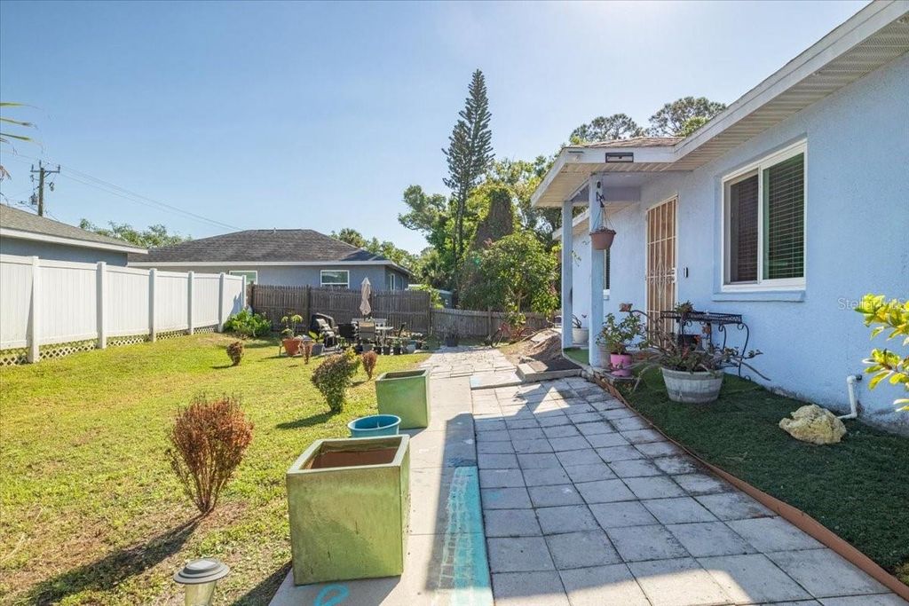 Photo of 5105 15th Street Court E, Bradenton, FL 34208 (MLS # A4687989)