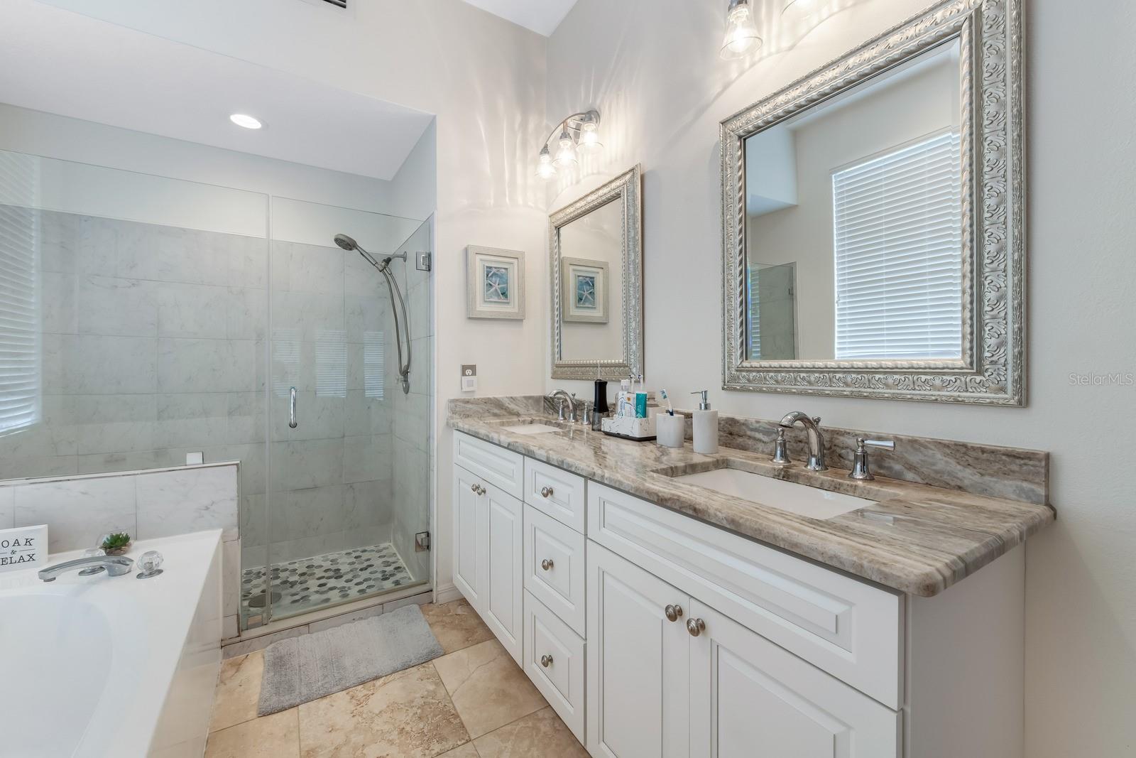 MOUNT DORA COUNTRY CLUB MOUNT DORA UNIT 03 - Residential