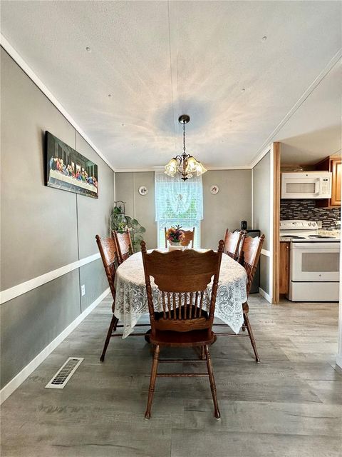 Tiny photo for 18400 SE 90th Lane, Ocklawaha, FL 32179 (MLS # OM721781)