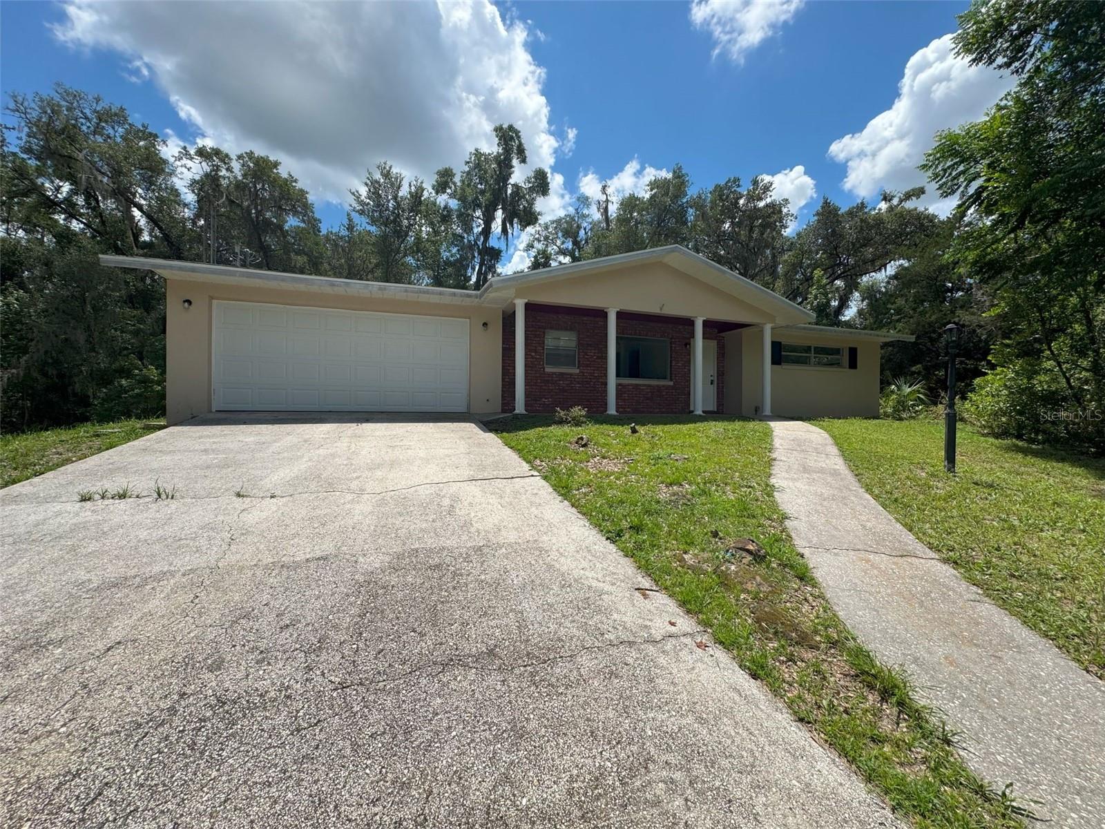 * 3 bedrooms, 2 bath, 2 car garage home * Brand new AC and Roof * Centrally located in Citrus County * Feels secluded and open, but is very close to shopping, doctors' offices, Suncoast Parkway, schools and more! * Bonus room/enclosed porch (Not under heat and air) * Great split bedroom floor plan * $1800 a month, 1st and $2700 security deposit * Pets are at the owner's discretion, $300 non-refundable pet fee *