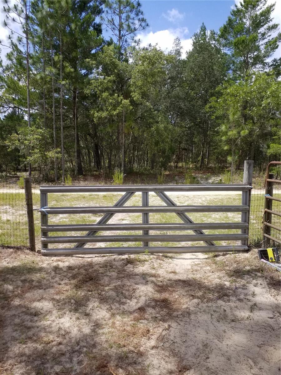 HILLS/FLORIDA WOODS - Land