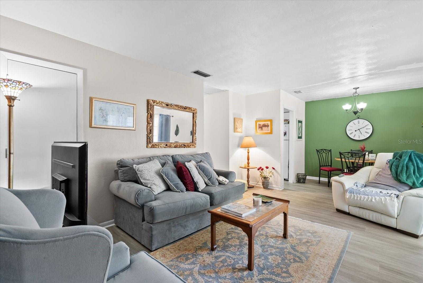 CAPE VISTA FIRST UNIT - Residential