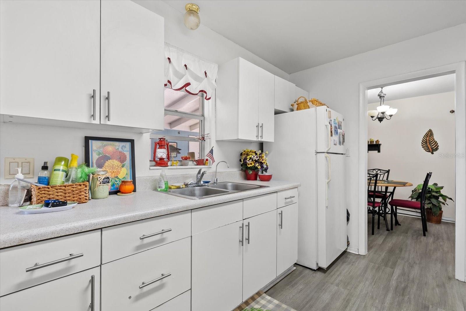 CAPE VISTA FIRST UNIT - Residential