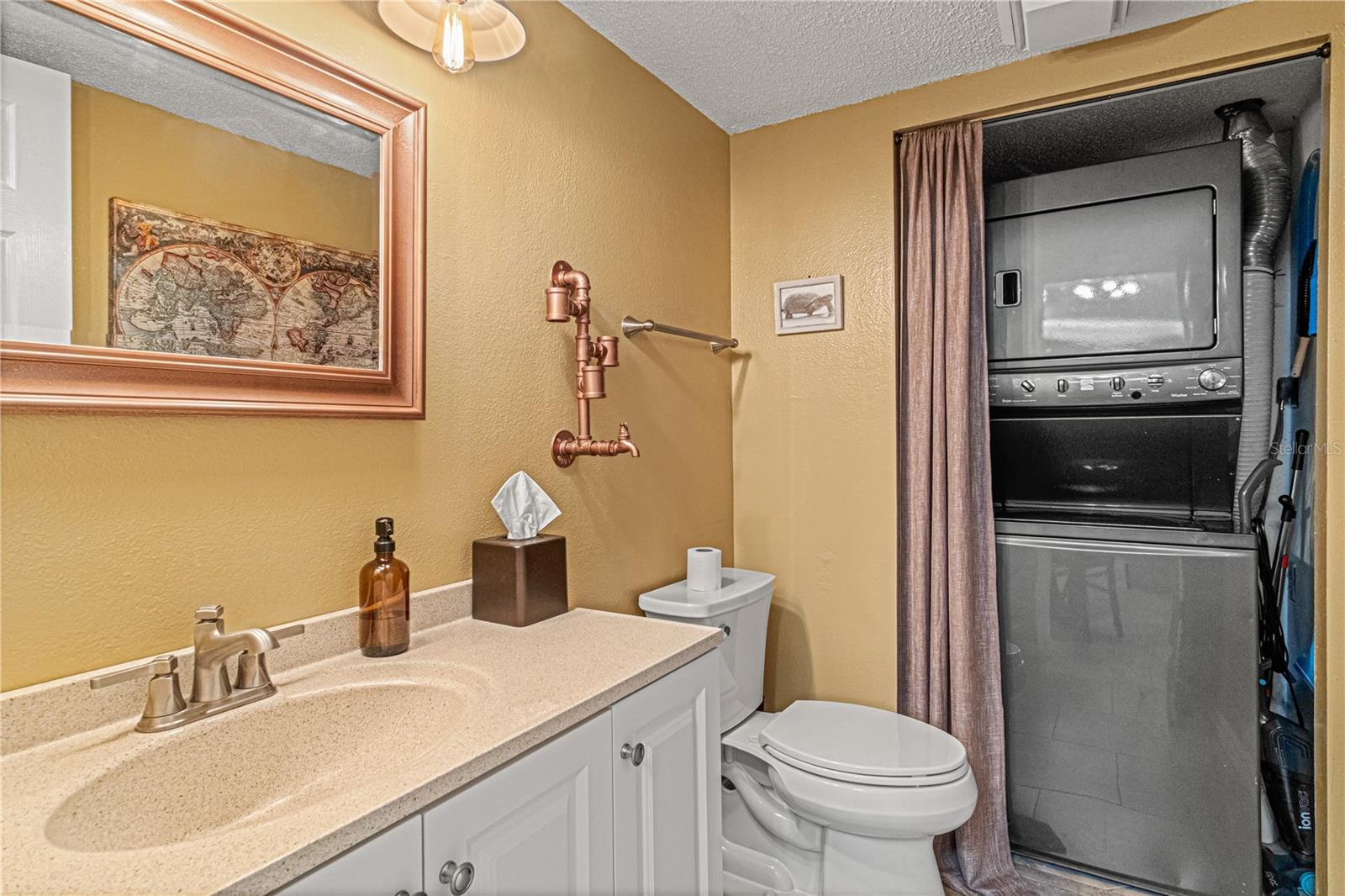 CEDAR DUNES CONDO PH 01-05 - Residential Lease