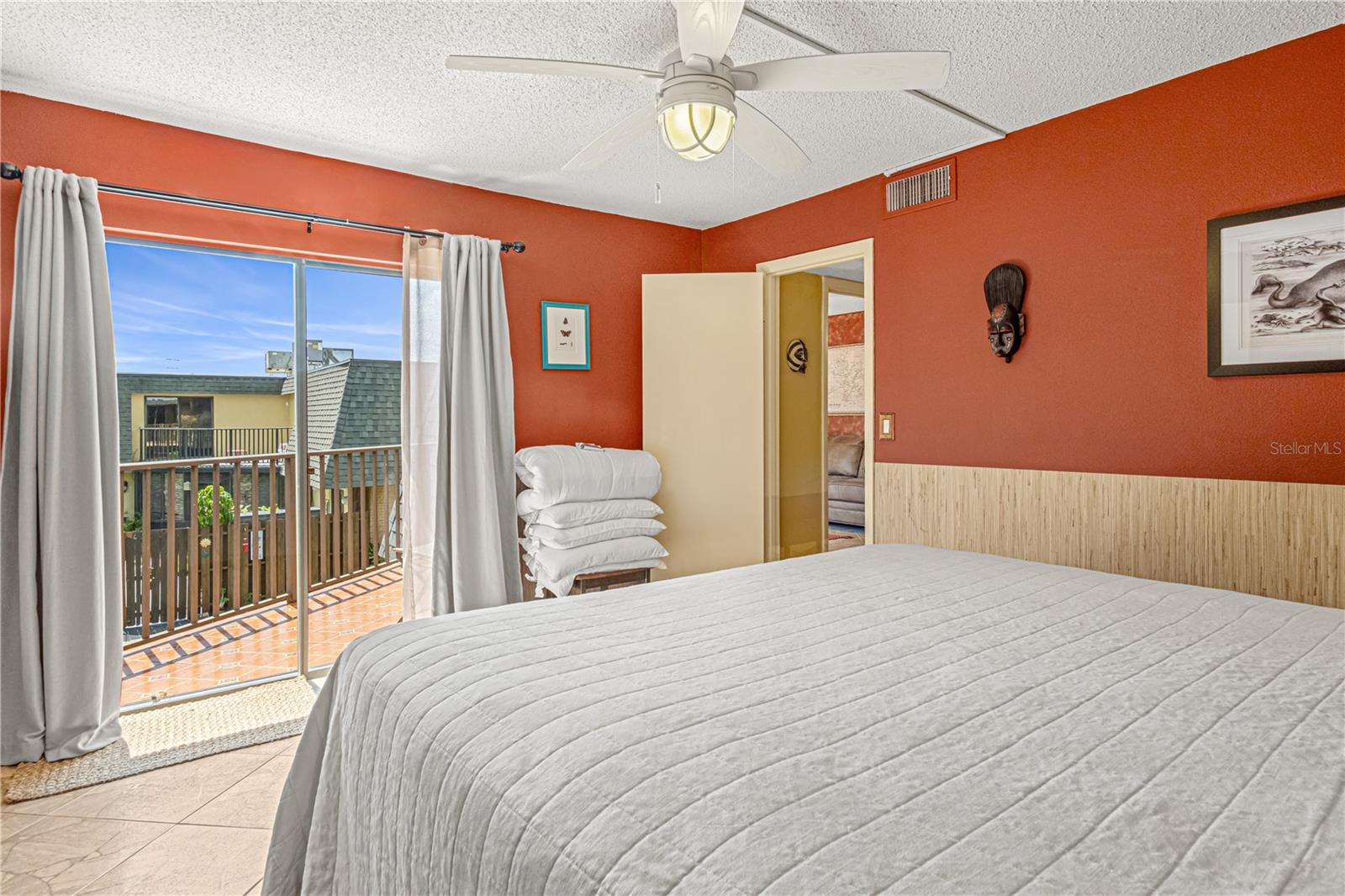 CEDAR DUNES CONDO PH 01-05 - Residential Lease