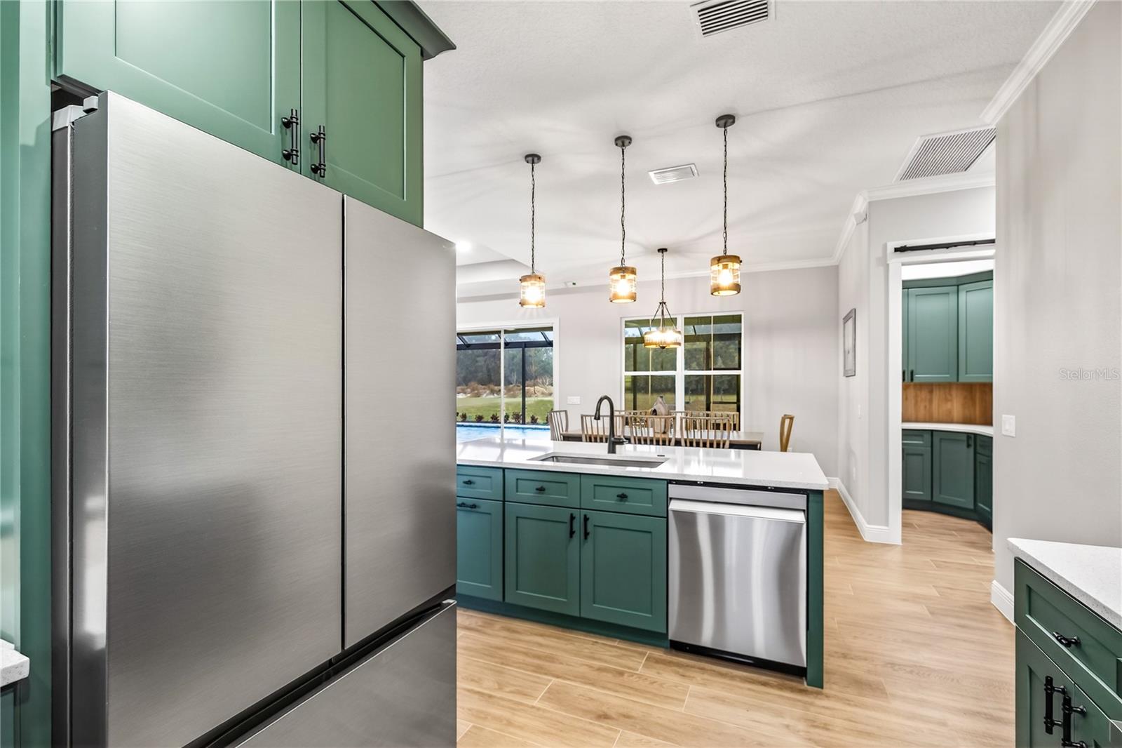 SHORELINE RANCH - Residential