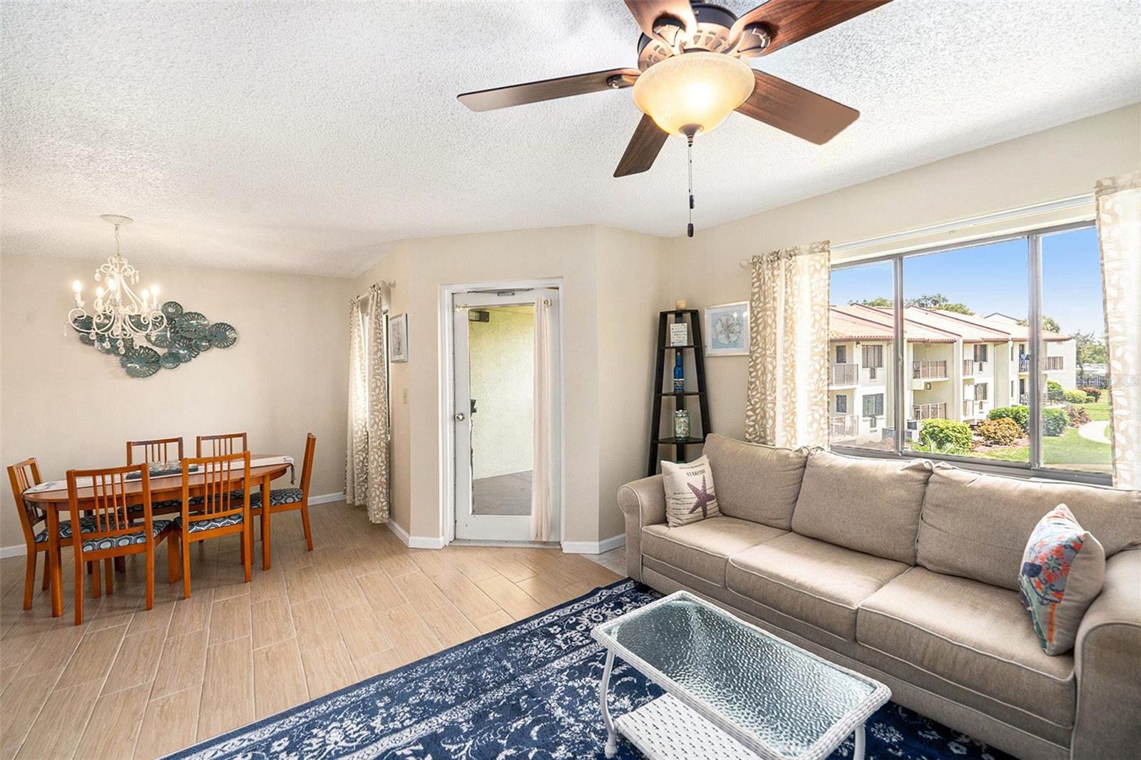 1515 PINELLAS BAYWAY S 25