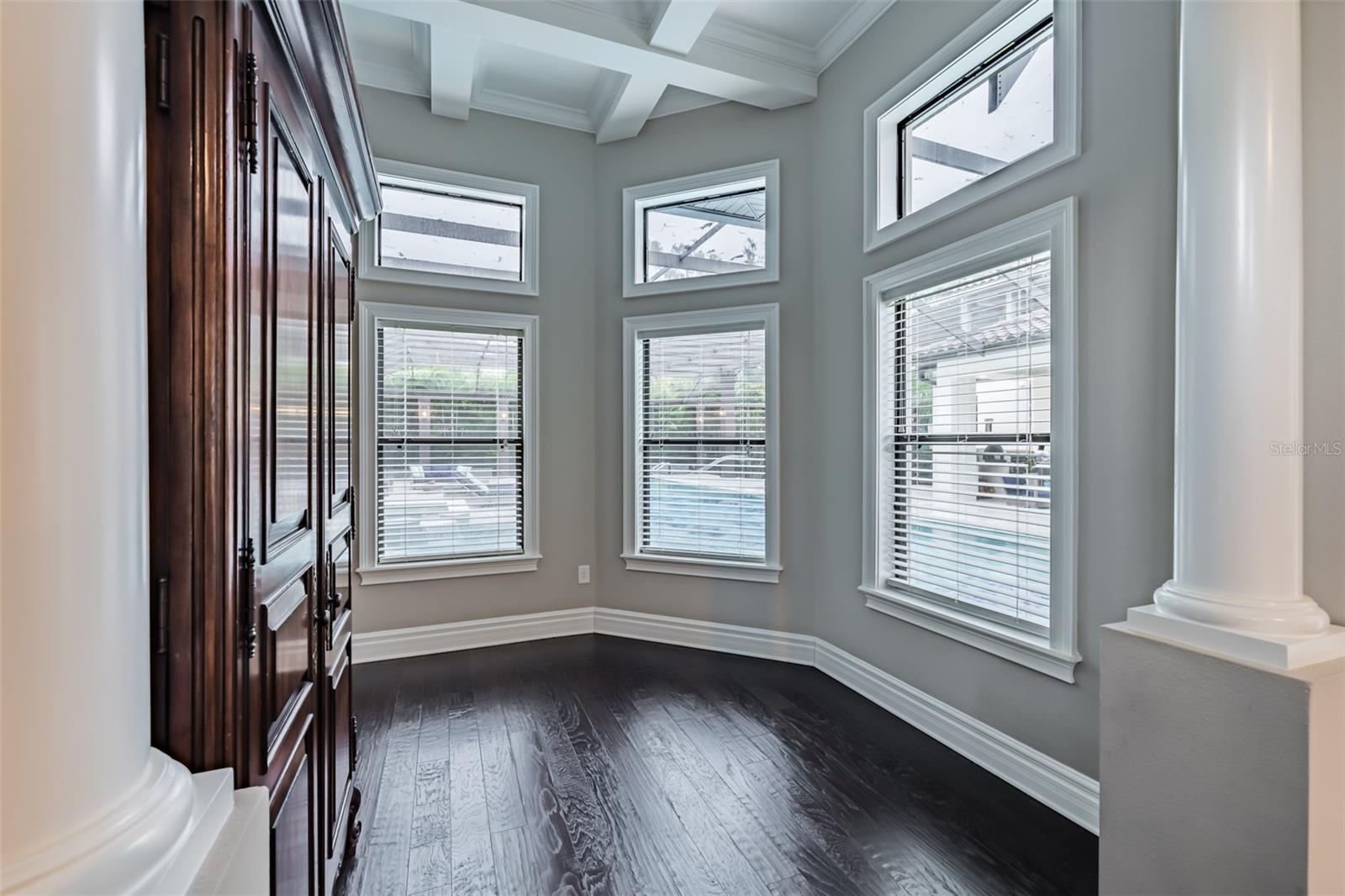 FISHHAWK RANCH TOWNCENTER PHAS - Residential