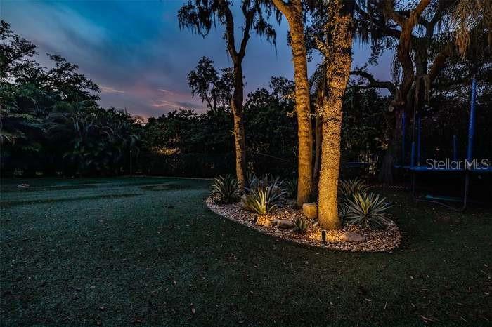 FISHHAWK RANCH TOWNCENTER PHAS - Residential