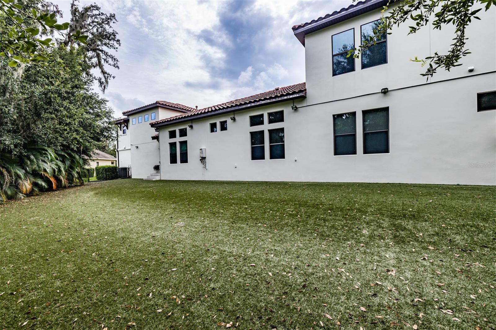 FISHHAWK RANCH TOWNCENTER PHAS - Residential