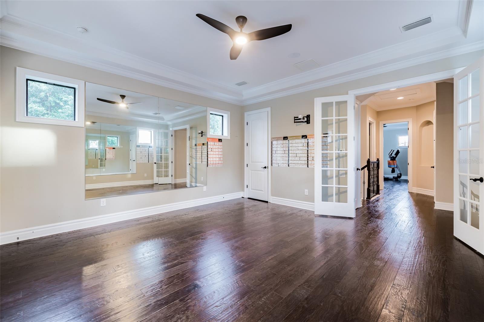 FISHHAWK RANCH TOWNCENTER PHAS - Residential