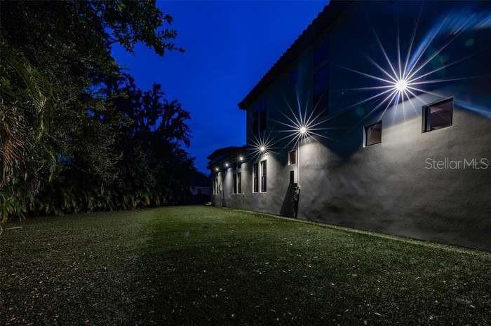 FISHHAWK RANCH TOWNCENTER PHAS - Residential