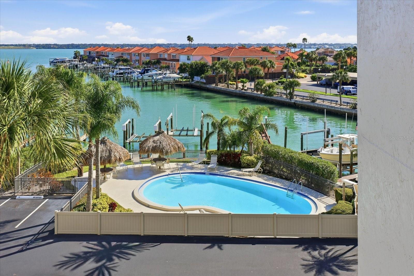 HARBOUR THE CONDO - Residential