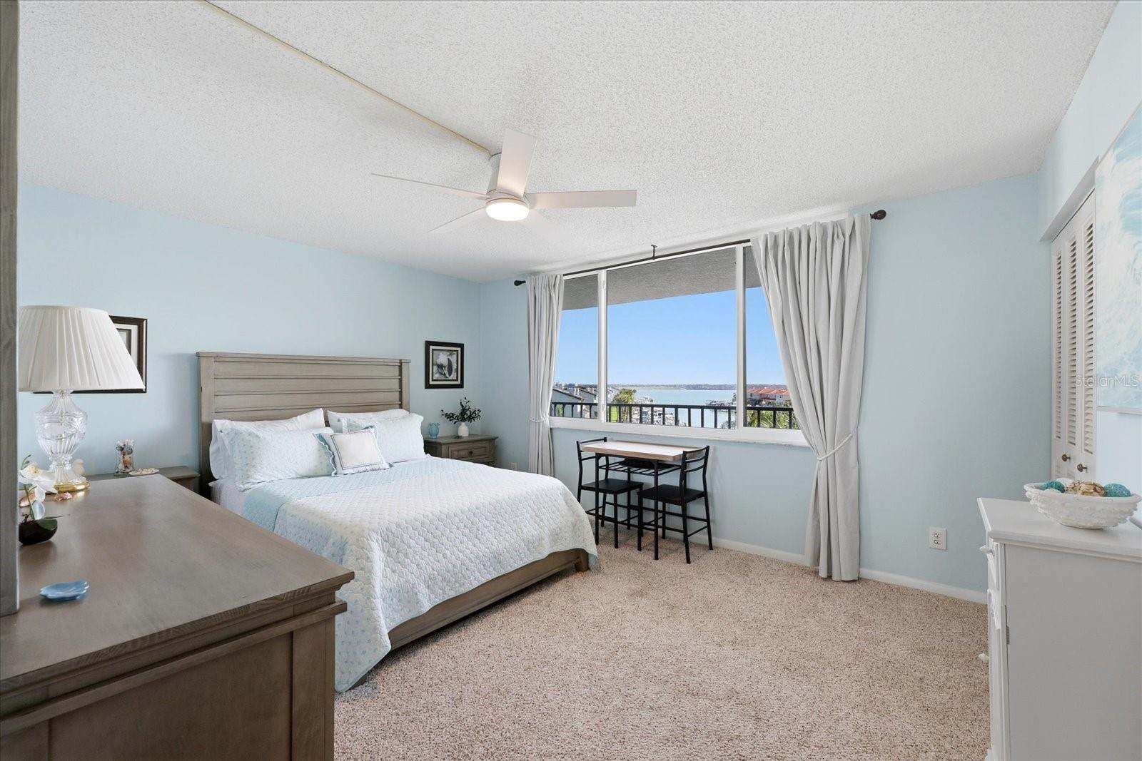 HARBOUR THE CONDO - Residential