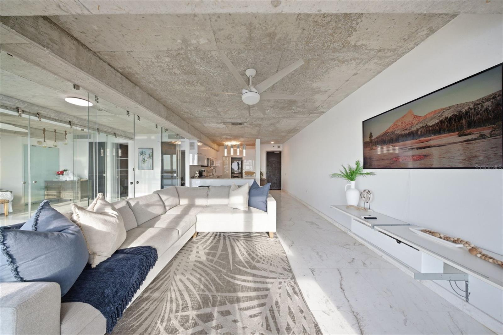 ATLANTIS CONDOMINIUM - Residential