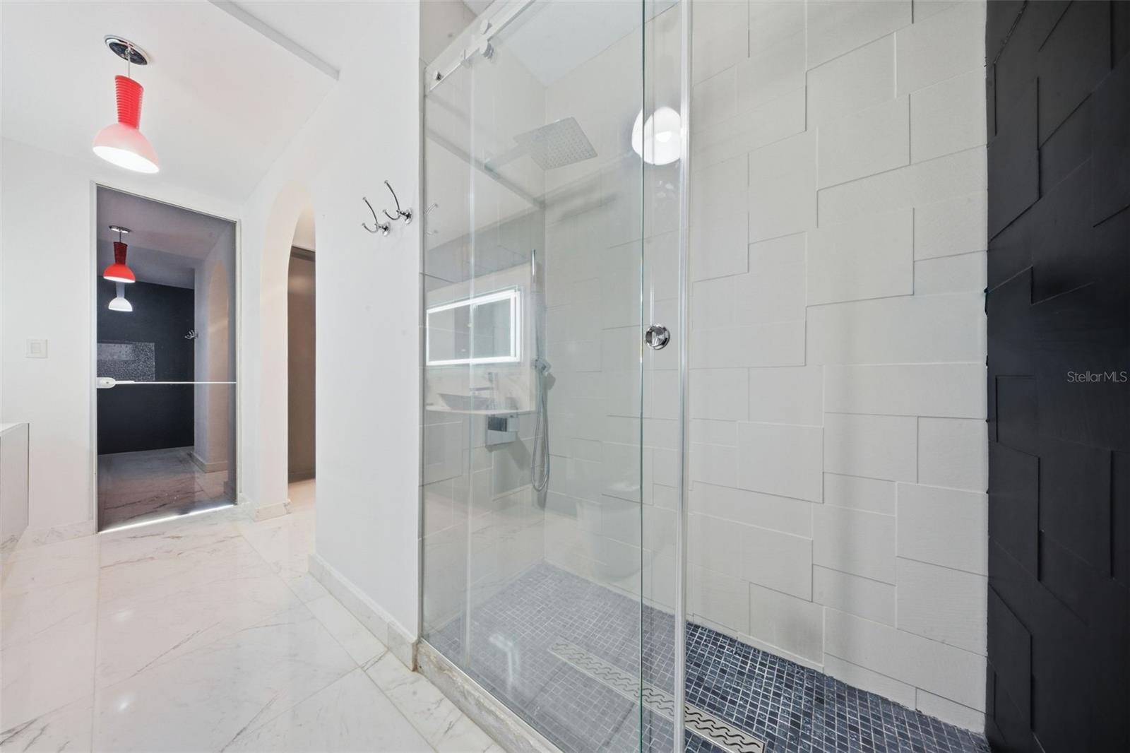 ATLANTIS CONDOMINIUM - Residential