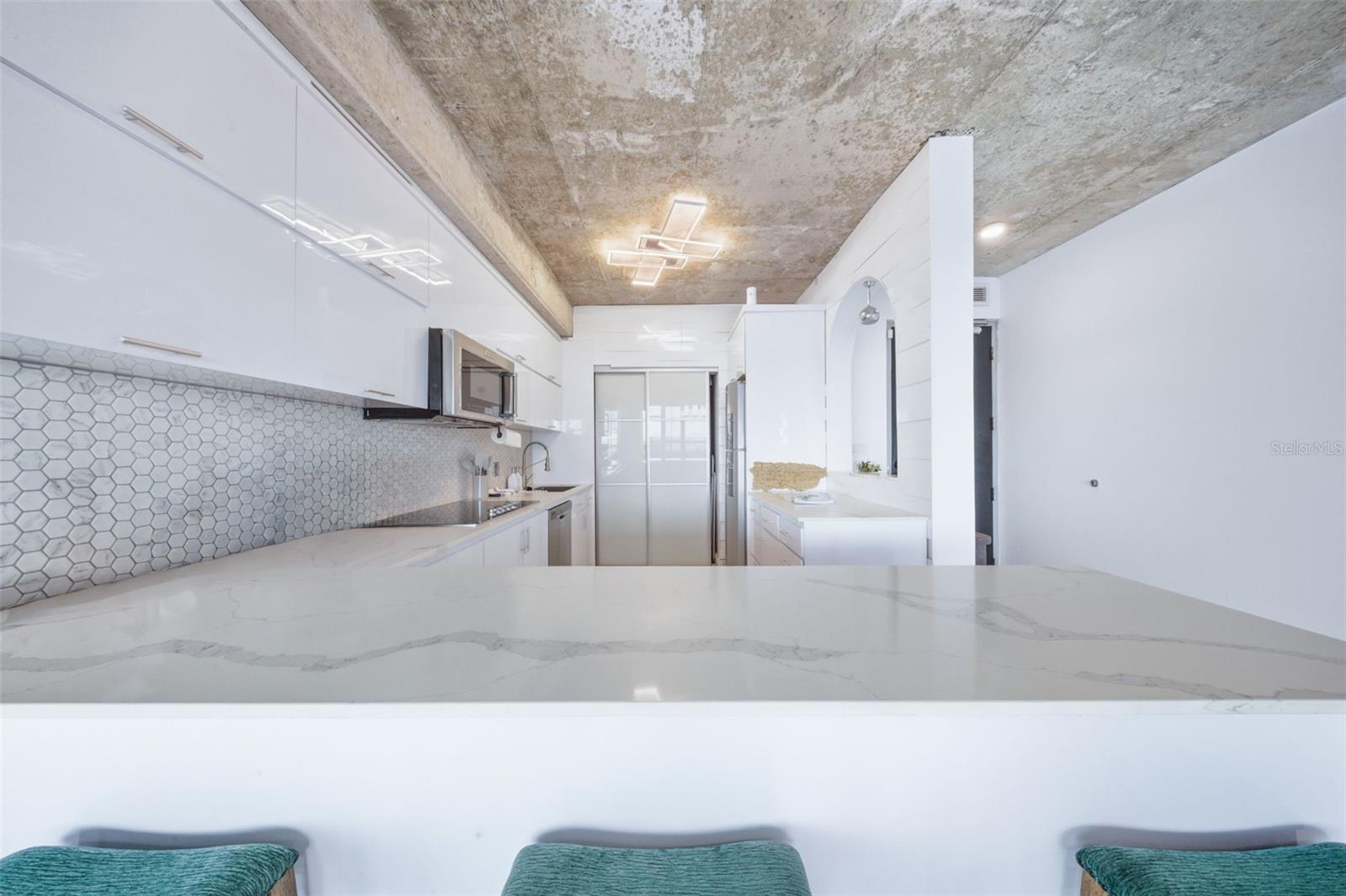 ATLANTIS CONDOMINIUM - Residential