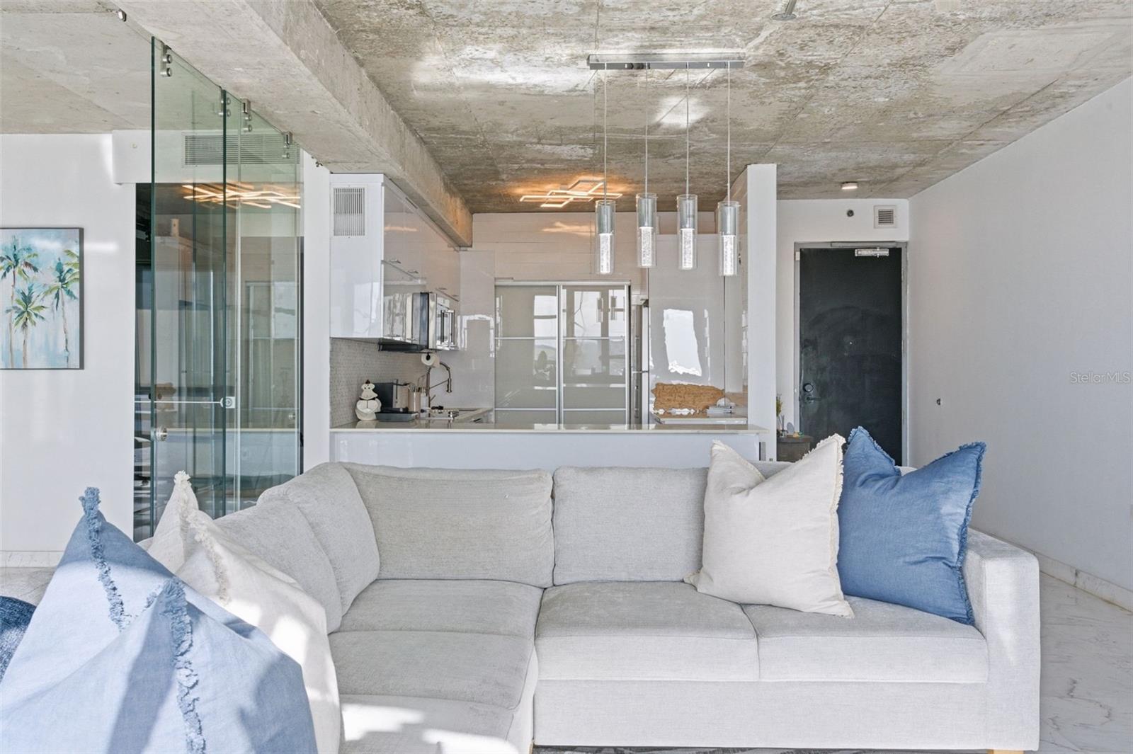 ATLANTIS CONDOMINIUM - Residential