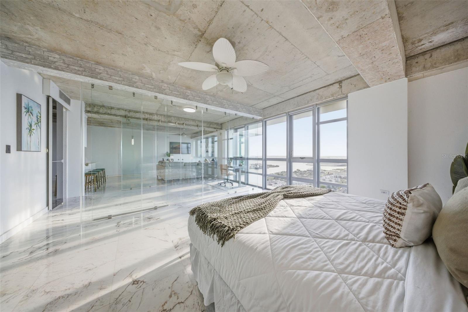 ATLANTIS CONDOMINIUM - Residential