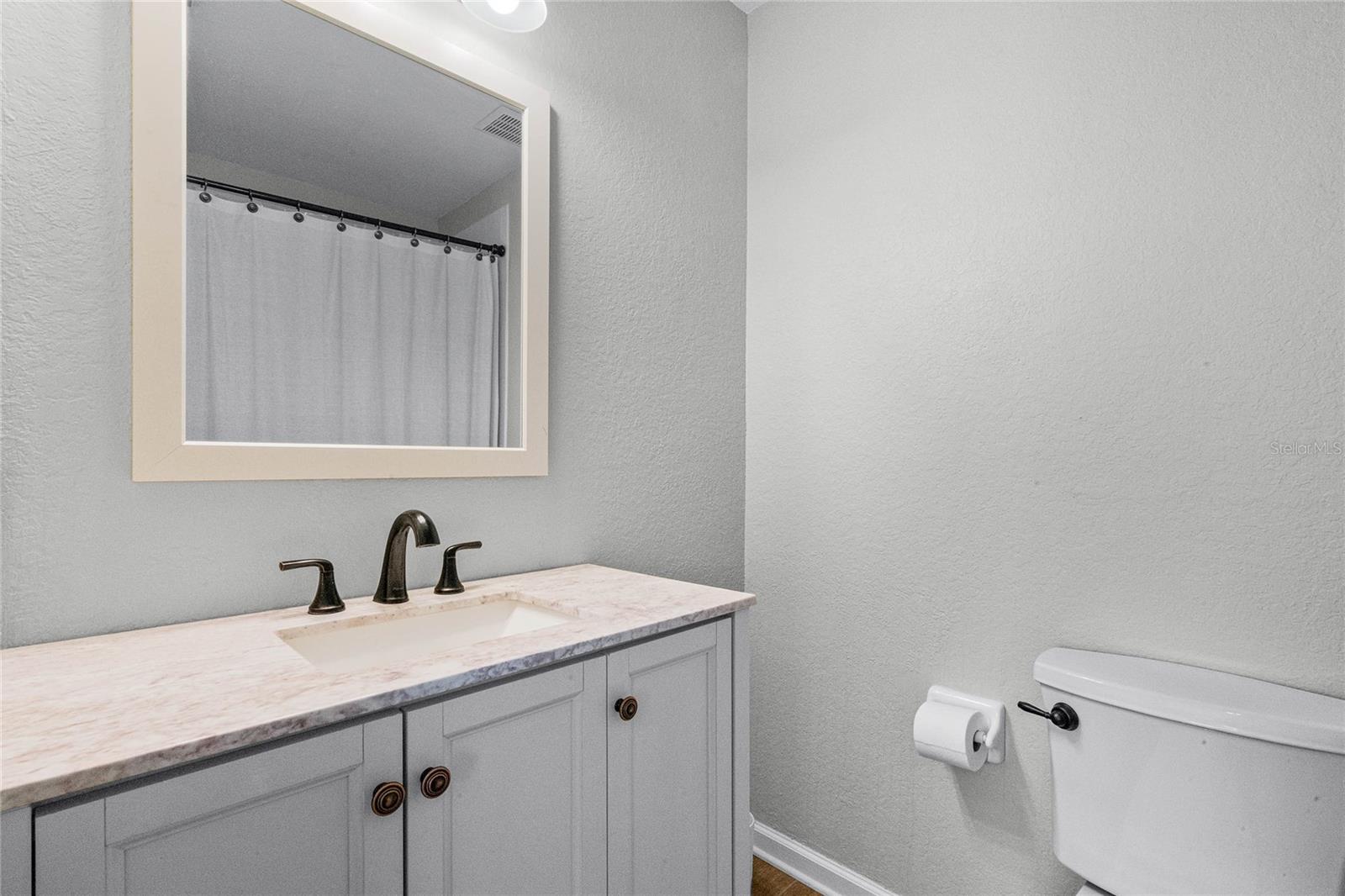 REGENCY OAKS UNIT ONE - Residential