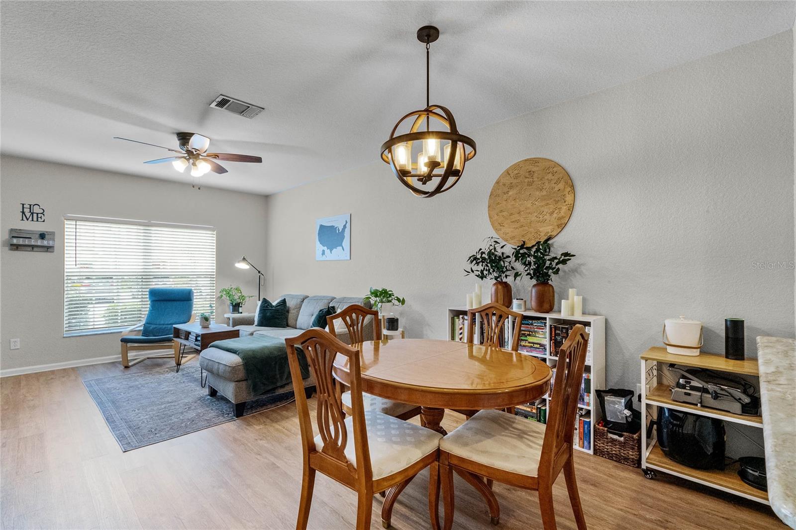 REGENCY OAKS UNIT ONE - Residential